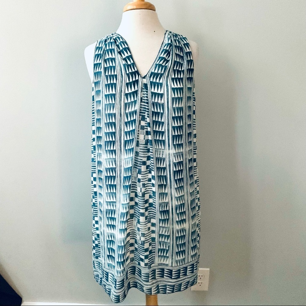 Max Studio Blue White Sleeveless Geometric Print Sundress Flowy Dress Size M